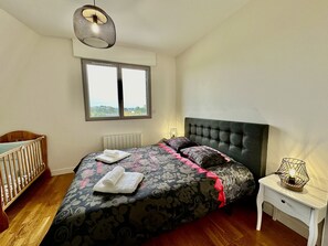 4 bedrooms, desk, iron/ironing board, WiFi - Maison Proche Etretat (Le Tilleul)