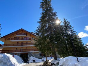 Exterior - Sunny apartment with balcony, ski access in Méribel (Méribel)