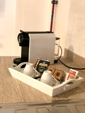 独特公寓 | 咖啡和/或咖啡机