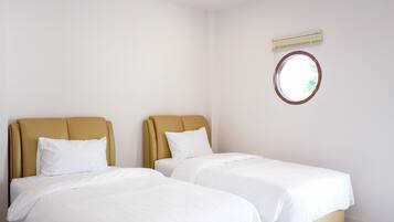 1 habitación, insonorización, wifi gratis y ropa de cama