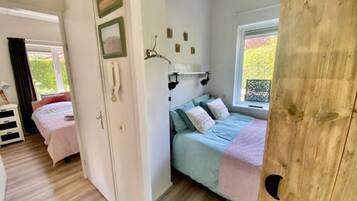 2 dormitorios, escritorio, wifi