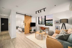 1 soverom, strykejern/-brett, wi-fi (inkludert) og sengetøy