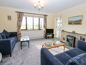Living area - Pinegarth (Hexham)