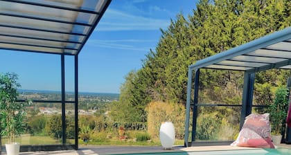 Logement Avec Piscine Couverte Chauffée et spa Privatifs, vue Panoramique