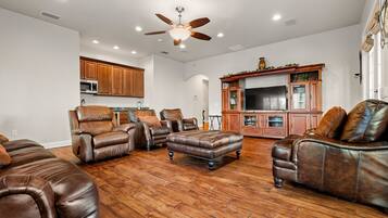 Biệt thự | 4 phòng ngủ