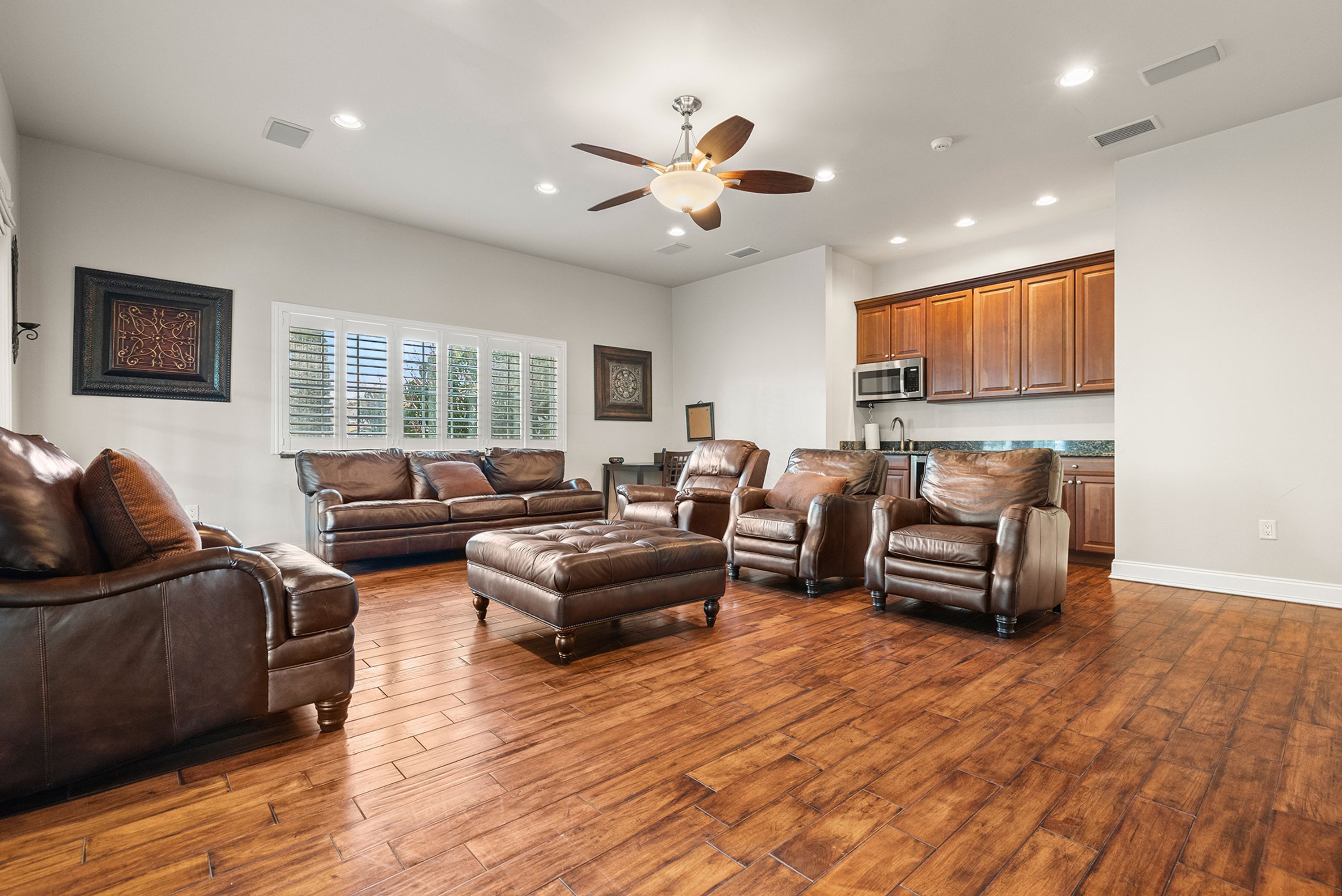 4 bedrooms