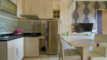 Deluxe Double Room | Private kitchenette