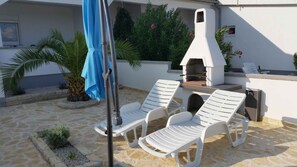 Terrace/patio - Holiday apartment with balcony and sea view (Vir)