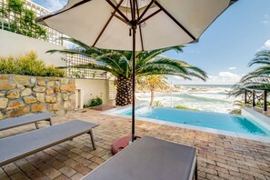 Apartment - Camps Bay Holiday Apartment w Private Pool CBT Palm Suite (Cape Town)