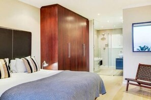 2 habitaciones, escritorio y acceso a internet 