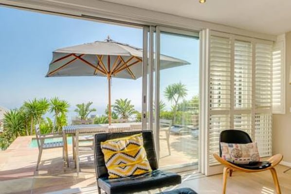 Leilighet | 2 soverom, skrivebord og internett