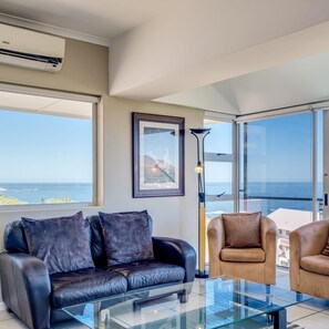 Apartment | 2 bedrooms, Internet - Two Bedroom Apartment With Lovely Ocean Views 270 Degrees (Cape Town)