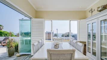 Villa | 3 bedrooms, Internet