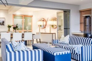 Villa | 5 soveværelser, skrivebord, internet