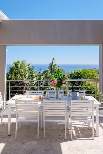 Family Home With Views Pool Garden 100 Geneva