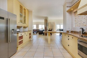 Villa | 7 Schlafzimmer, Schreibtisch, Internetzugang