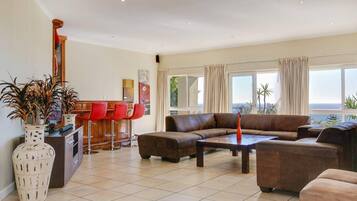 Biệt thự | 7 phòng ngủ, bàn, truy cập Internet tốc độ cao