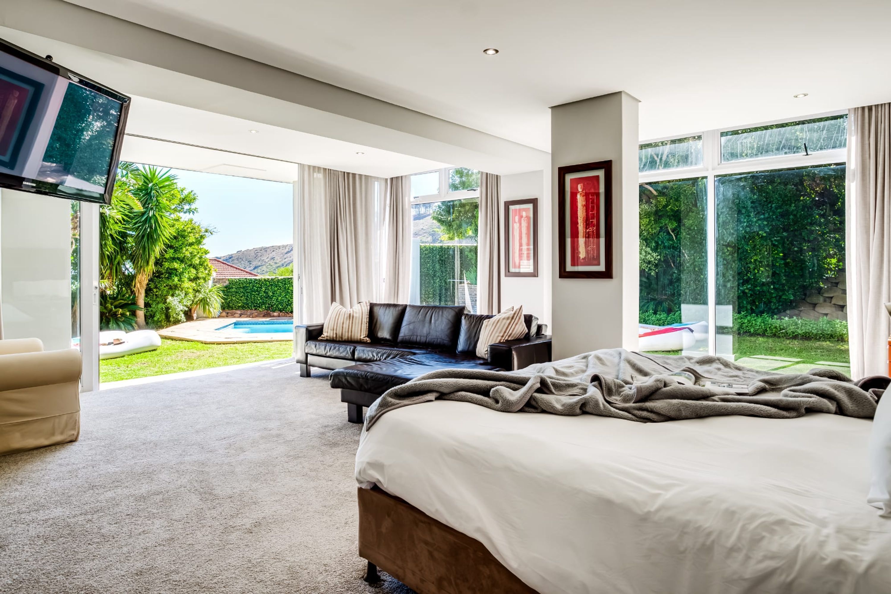 Villa | 7 bedrooms, desk, Internet