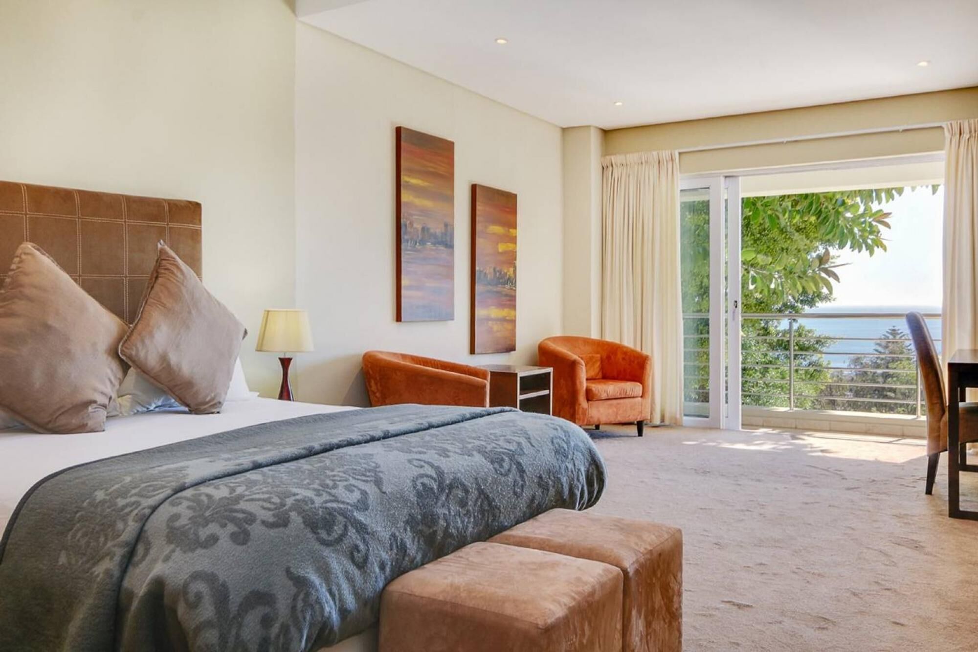 Vila | 7 quartos, escrivaninha, acesso à internet de alta velocidade