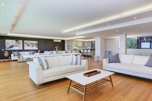 House | 4 bedrooms, Internet