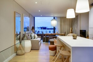 Apartment | 2 bedrooms, Internet - Stylish Apartment in the Heart of the De Waterkant Loader A (Cape Town)