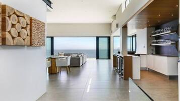 Vila | 4 quartos, acesso à internet de alta velocidade