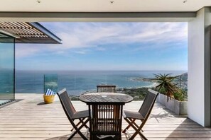 Villa | 4 bedrooms, Internet