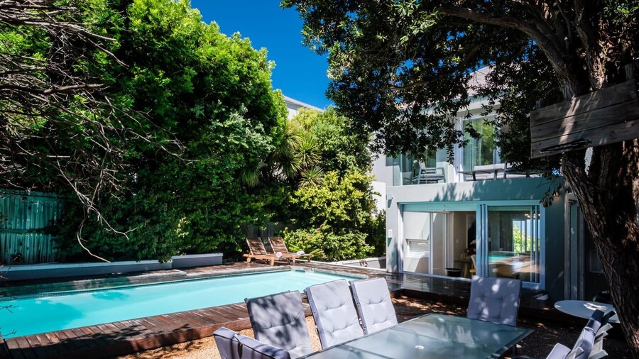 Spacious Holiday Villa w Private Pool Garden Serein