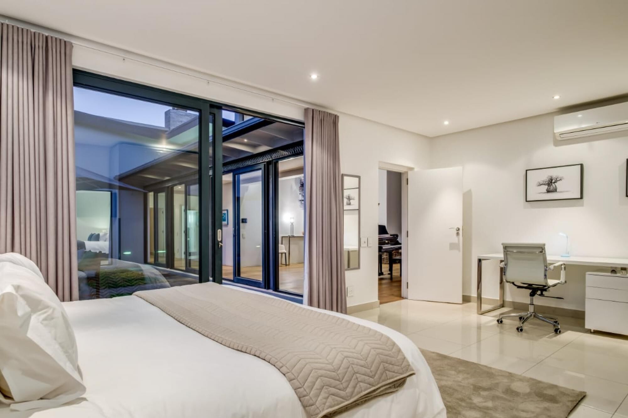 Villa | 5 Schlafzimmer, Internetzugang