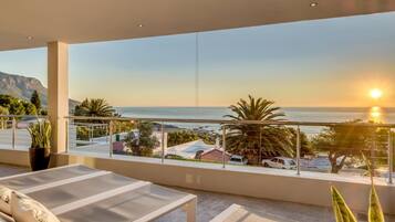 Villa | 5 bedrooms, Internet