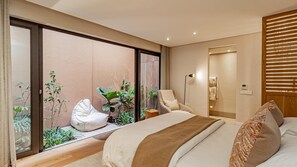 Apartment | 3 bedrooms, desk, Internet - Stylish Apartment With Rooftop Deck Pool 53 Napier (Cape Town)