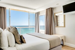 Apartment | 2 bedrooms, Internet - Clifton Apartment w Direct Beach Access Marella (Cape Town)