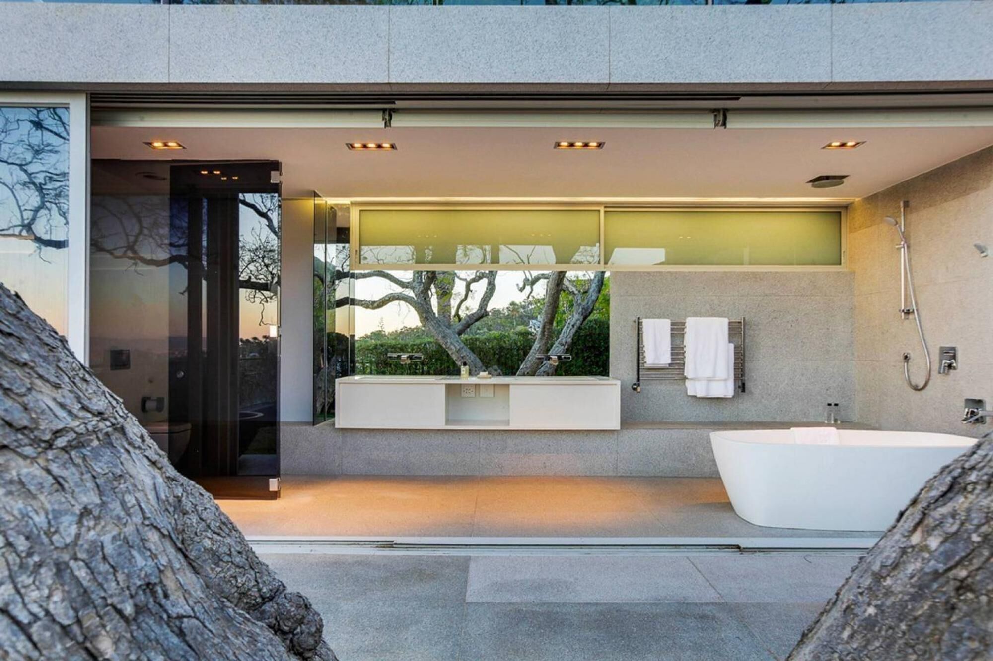 House | 4 bedrooms, Internet