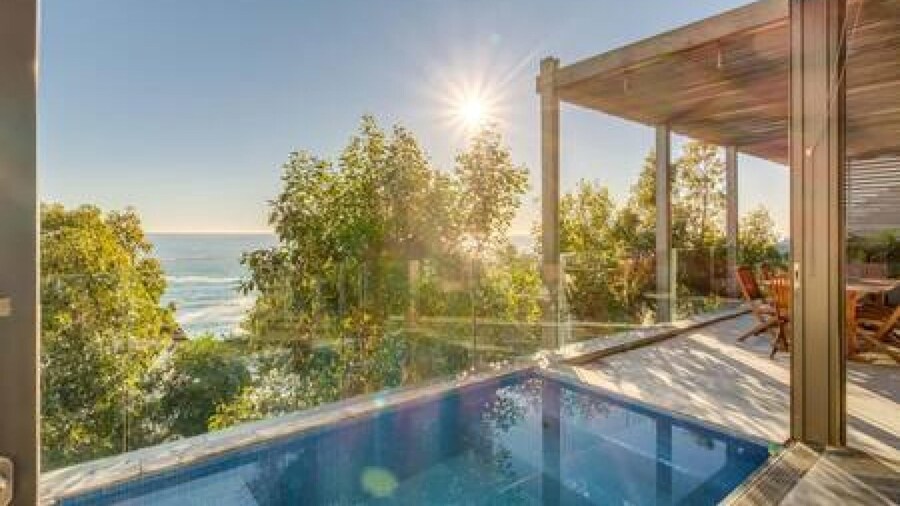 Unique Camps Bay Apartment w Private Pool Coral Sea