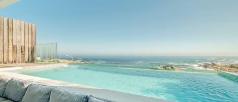 Apartment | 3 bedrooms, desk, Internet