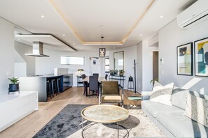Apartment | 3 bedrooms, Internet