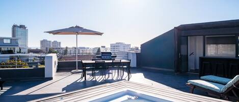 公寓 | 3 間睡房、互聯網