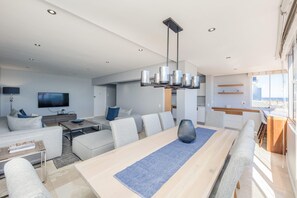 Apartment | 2 bedrooms, Internet