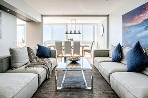 Apartment | 2 bedrooms, Internet - Beautiful Apartment Walking Distance to the Ocean Atlantic Views (Cape Town)