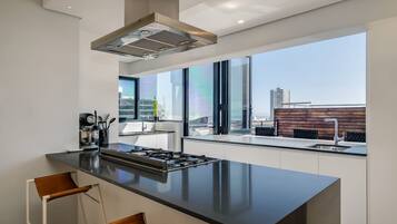 Apartment | 3 bedrooms, Internet