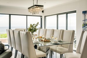 别墅 | 6 多间卧室、办公桌、高速上网