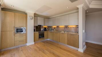 Apartment | 3 bedrooms, Internet