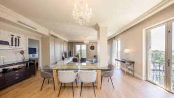 Apartment | 3 bedrooms, Internet