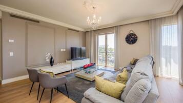Apartment | 3 bedrooms, Internet