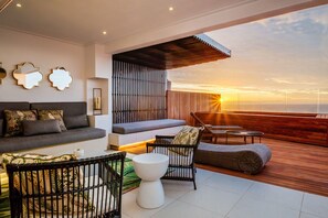 House | 3 bedrooms, desk, Internet