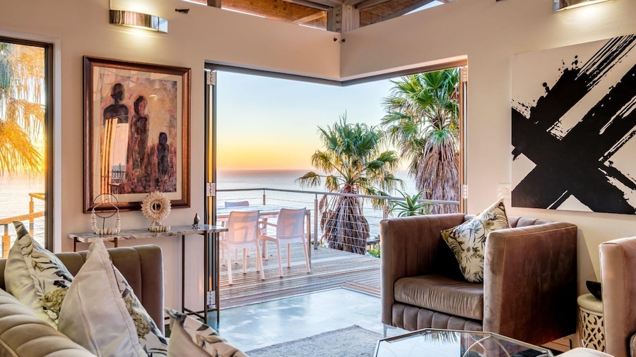 Unique Villa w Pool Garden and Sea Views Lobster Villa