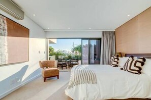 House | 4 bedrooms, Internet - Spacious Family Villa w Breathtaking Views Ocean Pearl (Cape Town)