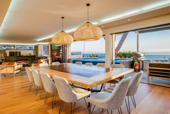 House | 4 bedrooms, Internet - Spacious Family Villa w Breathtaking Views Ocean Pearl (Cape Town)
