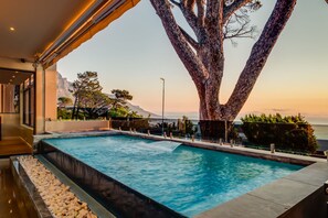 House | 4 bedrooms, Internet - Spacious Family Villa w Breathtaking Views Ocean Pearl (Cape Town)