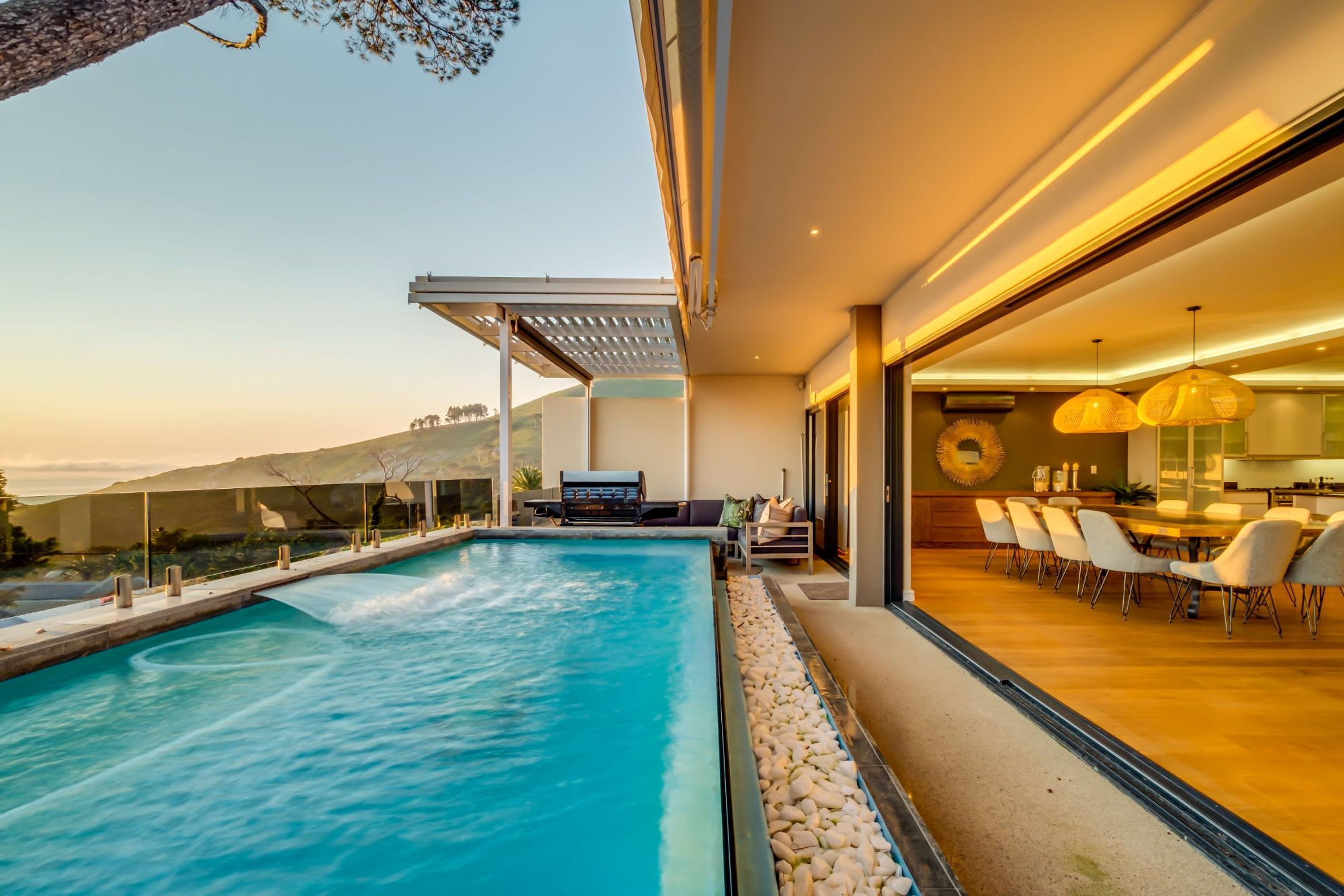 House | 4 bedrooms, Internet